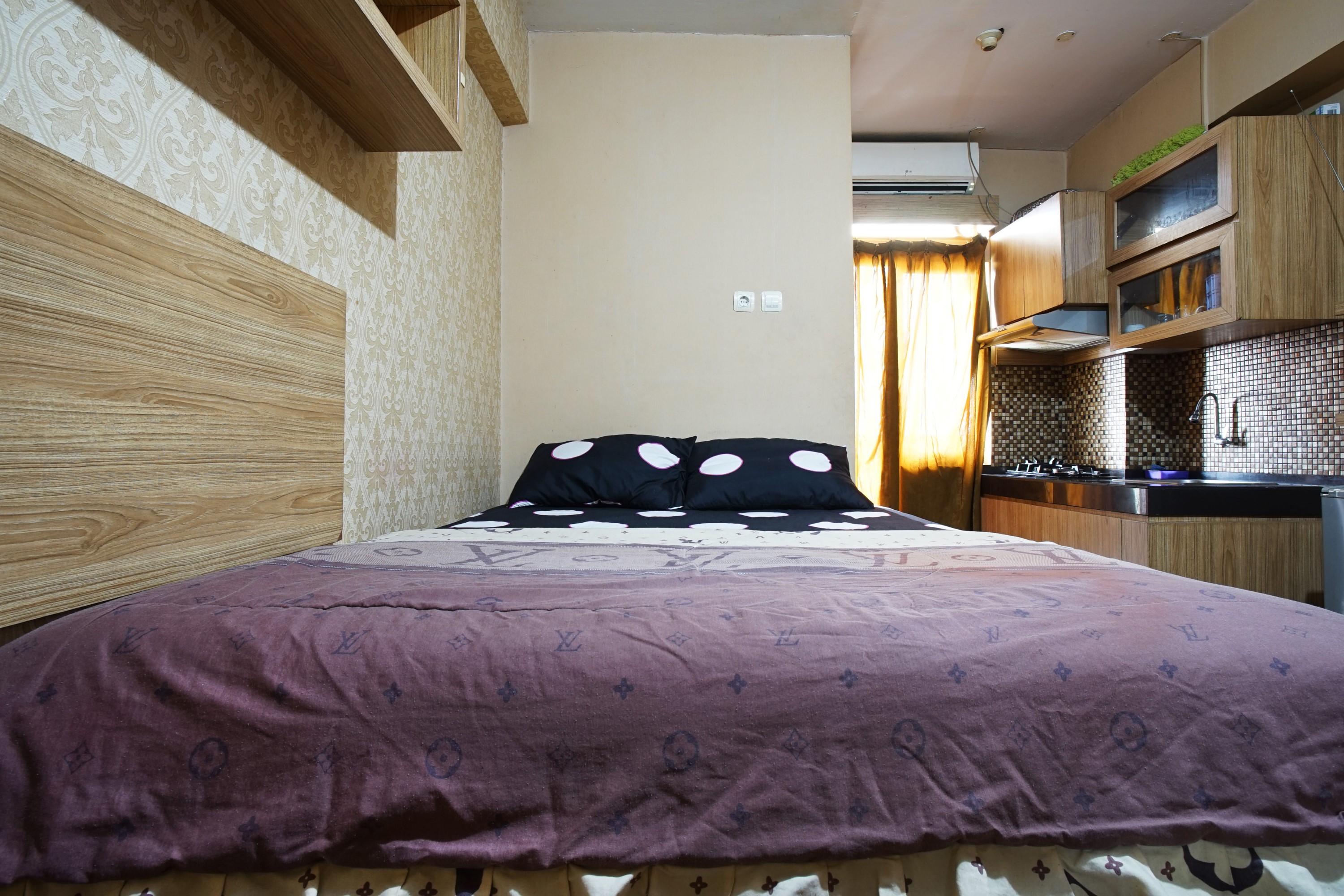 7 Point At Gateway Cicadas Apartemen *