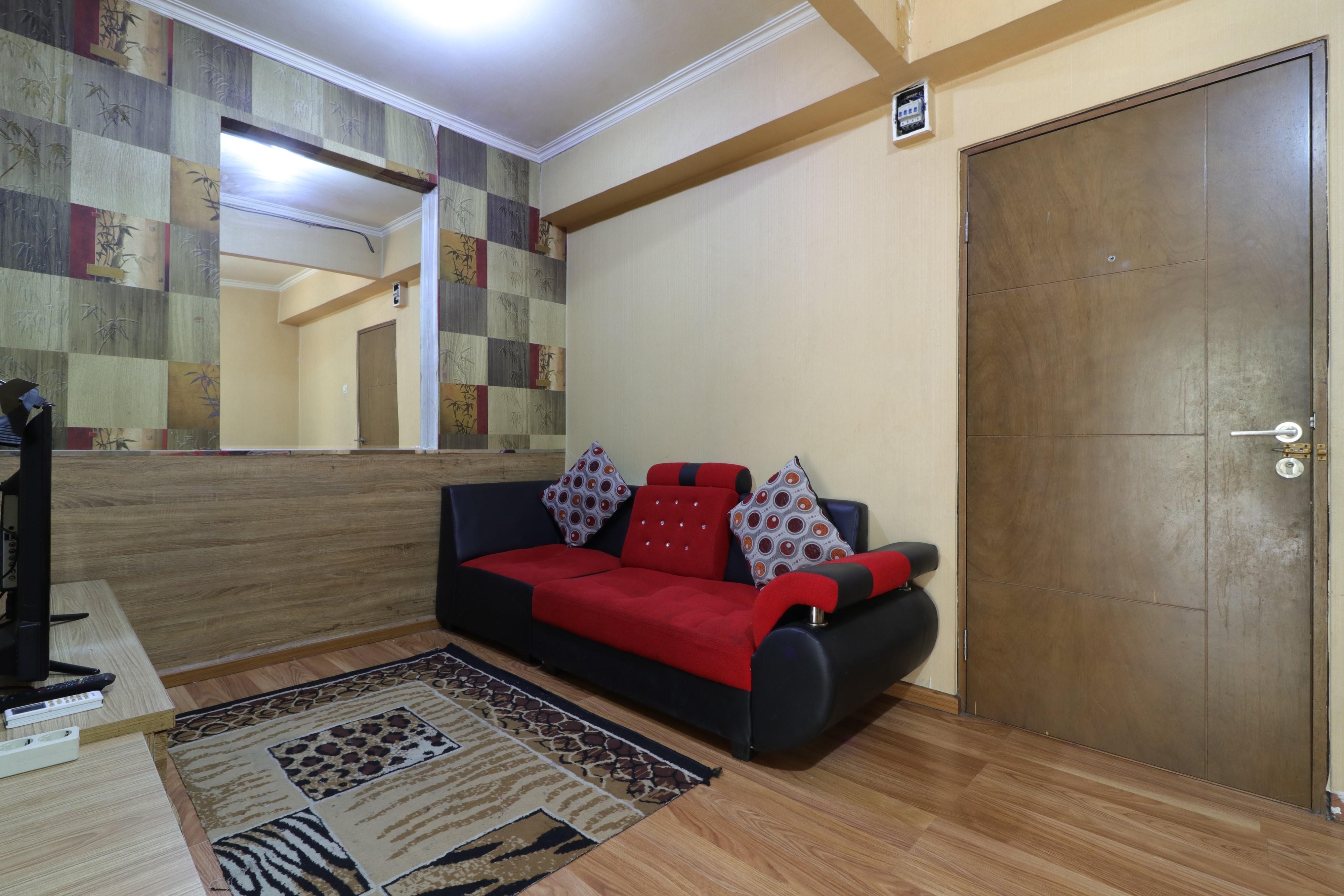 7 Point At Gateway Cicadas Apartemen