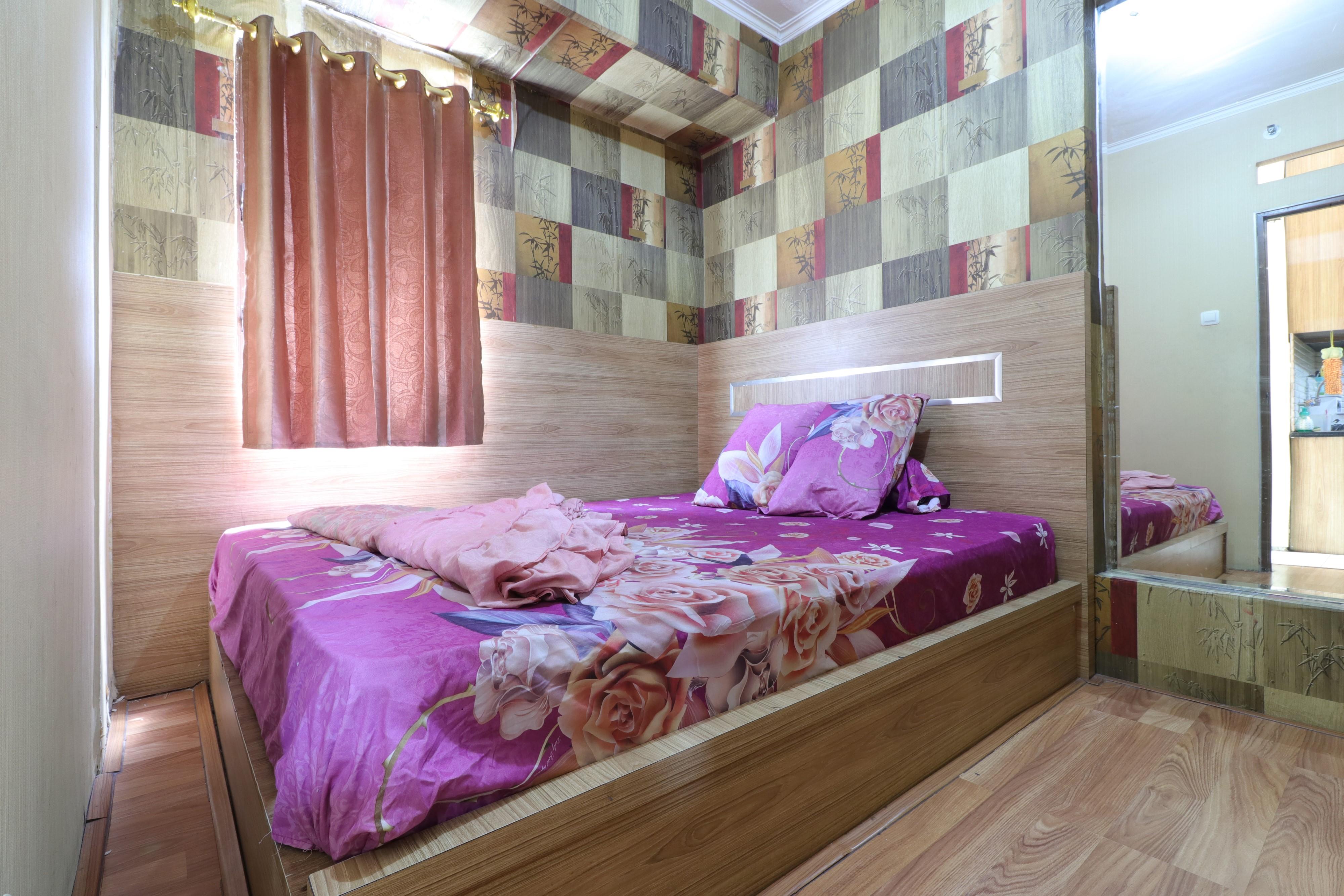 7 Point At Gateway Cicadas Apartemen