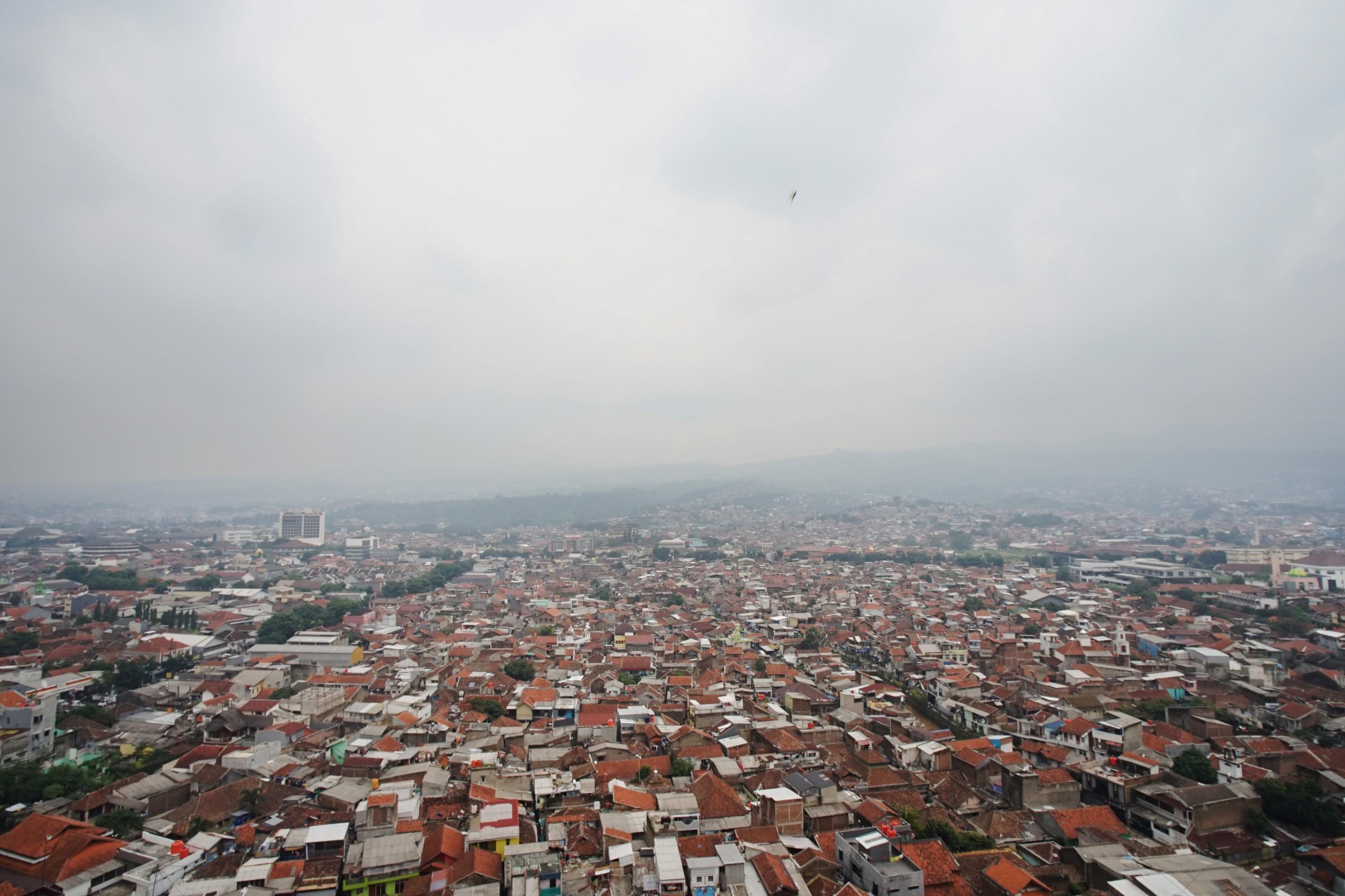 7 Point At Gateway Cicadas Apartemen Bandung